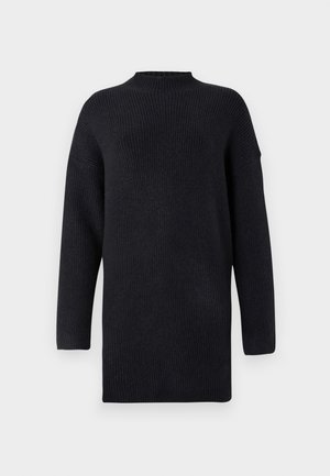 Pull en maille noir marine à manches longues avec un col haut, une texture côtelée et des coutures d'épaule tombantes pour un ajustement décontracté.