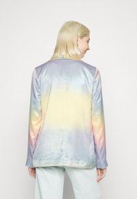 VILA VITONEPRINT - Blazer - pastel lilac/rainbow