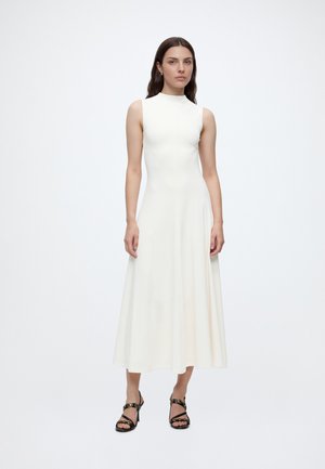 Abercrombie & Fitch, BARE MOCK NECK DRESS - Трикотажна рокля - off-white