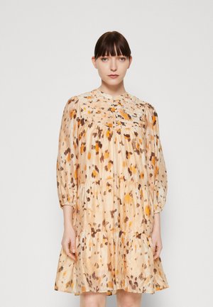 Second Female SONAR DRESS - Blusenkleid - bleached apricot