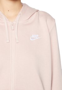 Nike Sportswear NSW CLUB FLC FZ STD - Camisola com fecho - pink oxford