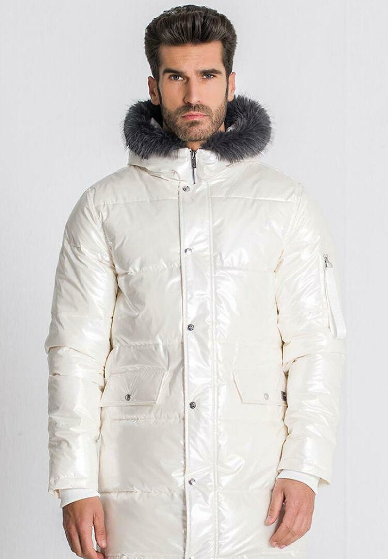 Gianni Kavanagh GLOSSY - Zimní kabát - white