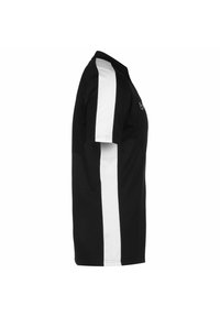 Zwarte poloshirt met witte zijpanelen, korte mouwen en een geribbelde kraag. Gemaakt van een lichtgewicht stof, ontworpen voor comfort.