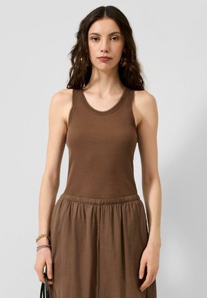 QS, T-SHIRT - Top - dunkelbraun
