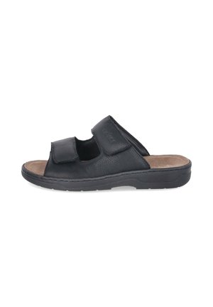 Zwarte open-teen slidesandaal met twee verstelbare klittenbandsluitingen en een gevoerde zool, ontworpen voor comfort en gemakkelijk dragen.
