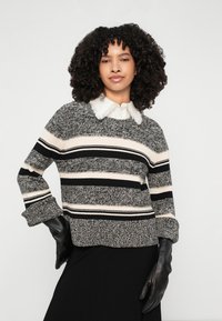 DAY Birger et Mikkelsen LYNNE schwarz