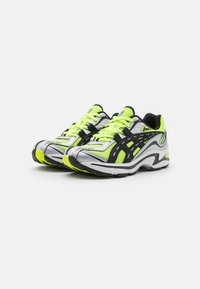 ASICS SportStyle GEL PRELEUS - Sapatilhas - hazard green/black