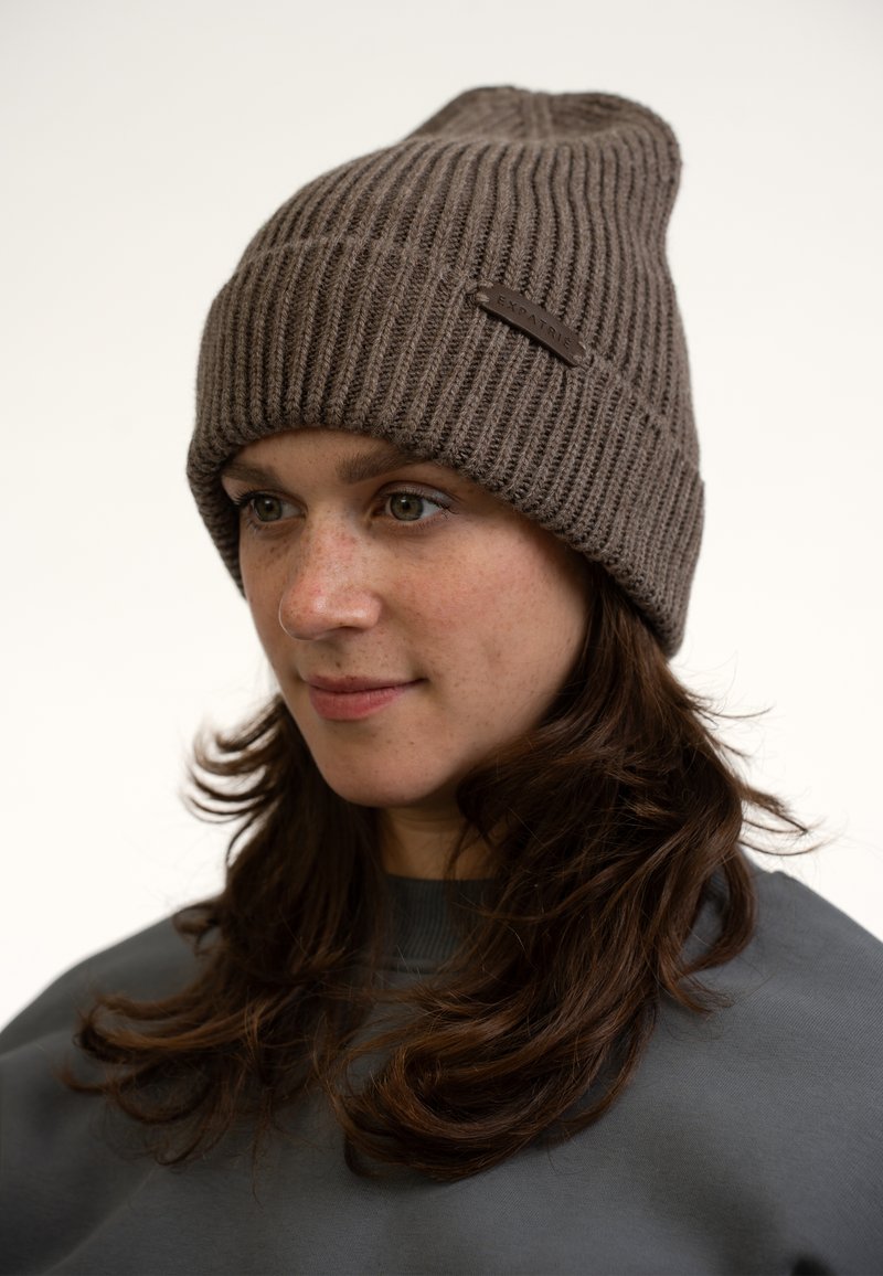 Expatrié - LUNA - Beanie - braun, Enlarge