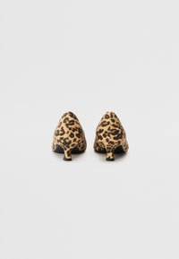 Marco Tozzi Avokkaat - beige