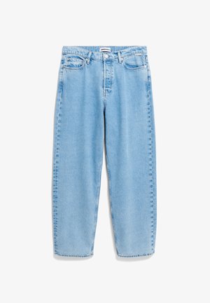 Lichtblauwe denim jeans met een relaxte pasvorm, vijf-pocket ontwerp, knoopsluiting en rechte pijpen. De stof is zacht met een lichte textuur.