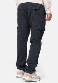 INDICODE JEANS Cargobroek - black