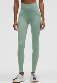 Nevybráno, crater blue