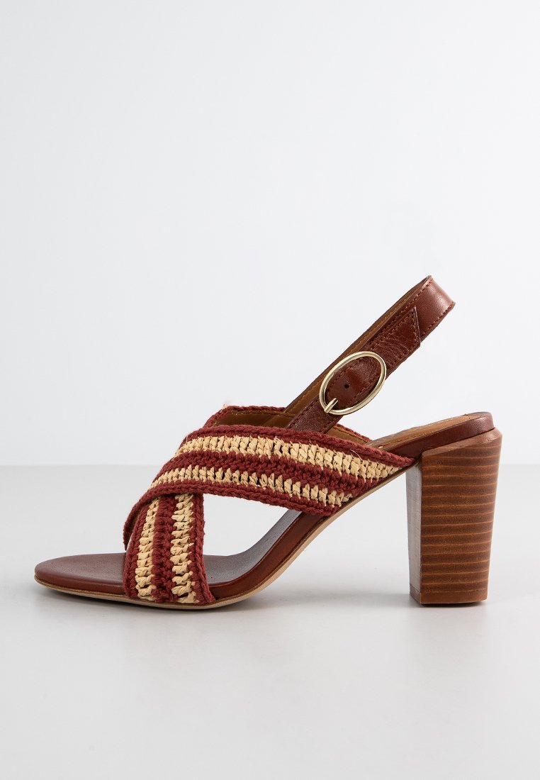 Vanessa Bruno Sandalen met hoge hak donkerrood