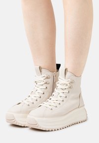 Tamaris - Sneakers high - ivory Imagine miniatură 1