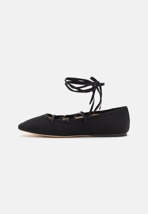 Loeffler Randall LOUISA LACE UP BALLET FLAT - Bailarinas con hebilla - black