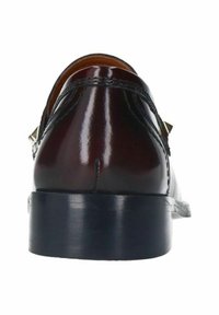 Bruine leren schoen, glad gepolijst oppervlak, ronde vorm, donkerblauwe zool, met een decoratieve zijaccent en gestikte details.