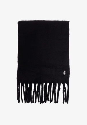 Czarny szalik wykonany z miękkiego materiału, z frędzlami i małym haftowanym logo po jednej stronie. Prostokątny kształt, gładka tekstura.