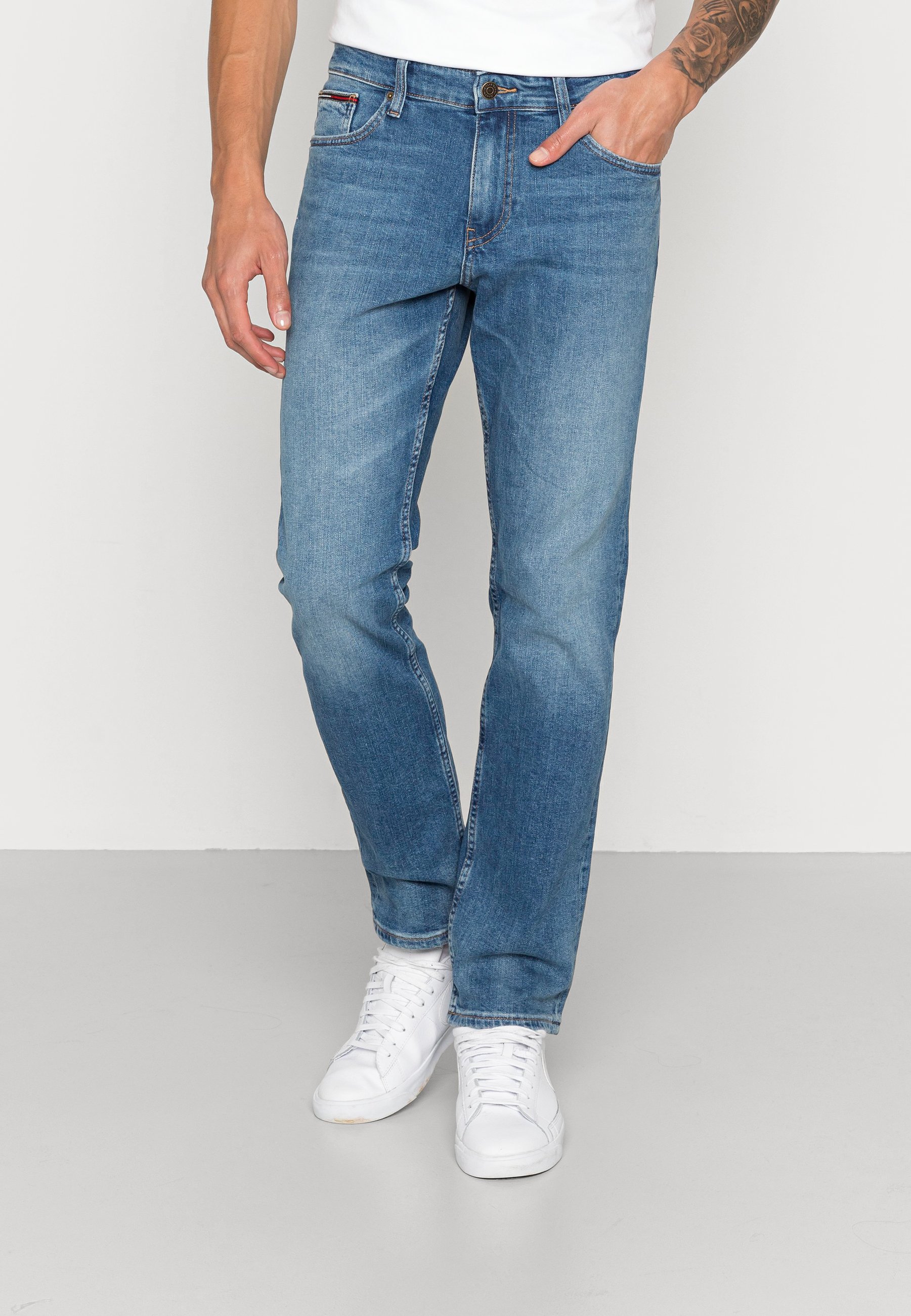 tommy hilfiger ryan straight jeans