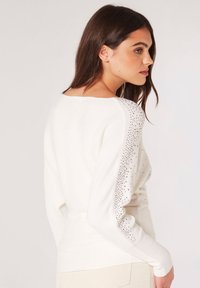 Apricot BATWING - Jumper - white