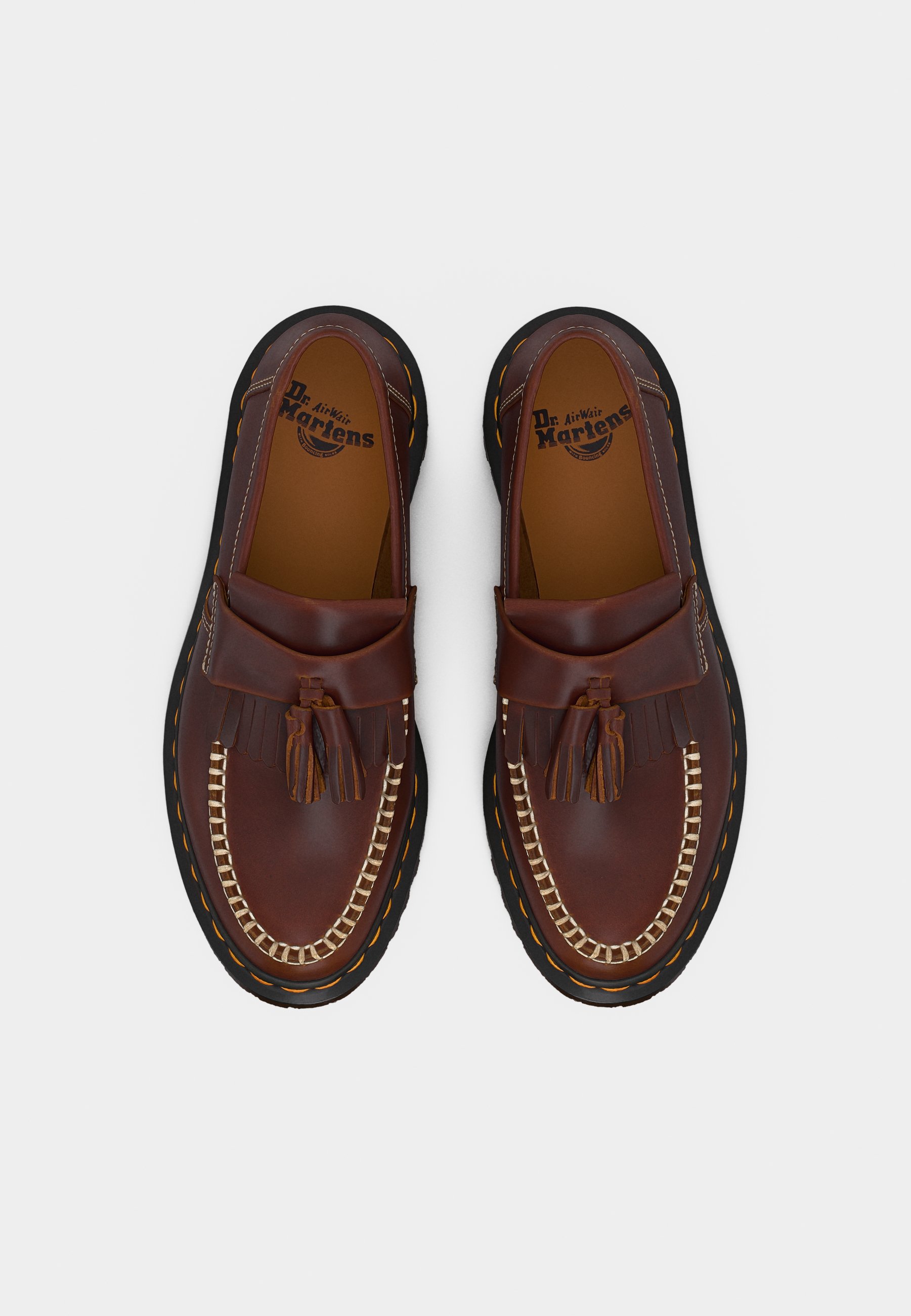 靴 Dr.Martens Classic Tassel Loafers Dr. Martens ADRIAN BEN TASSEL LOAFER UNISEX - Slip-ons