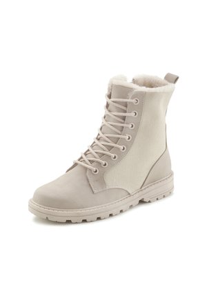 Winter boots - beige