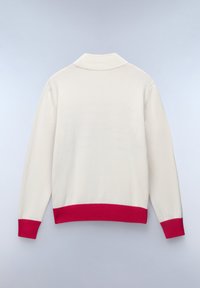 Strickpullover in Creme mit einem roten Rippenbund und Bündchen. Verfügt über einen Kragen und lange Ärmel. Glatte Textur mit klassischem Design.
