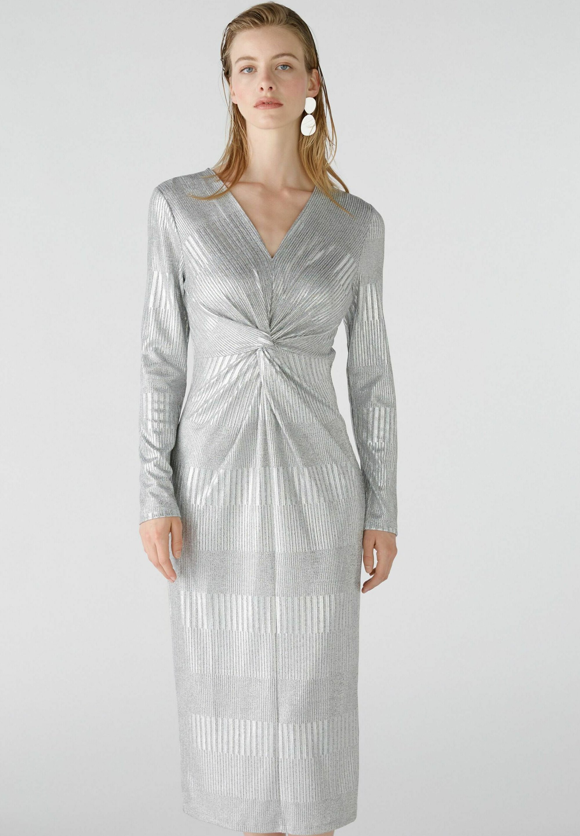 Oui METALLIC - Shift dress - silver gunmetal/silver-coloured - Zalando