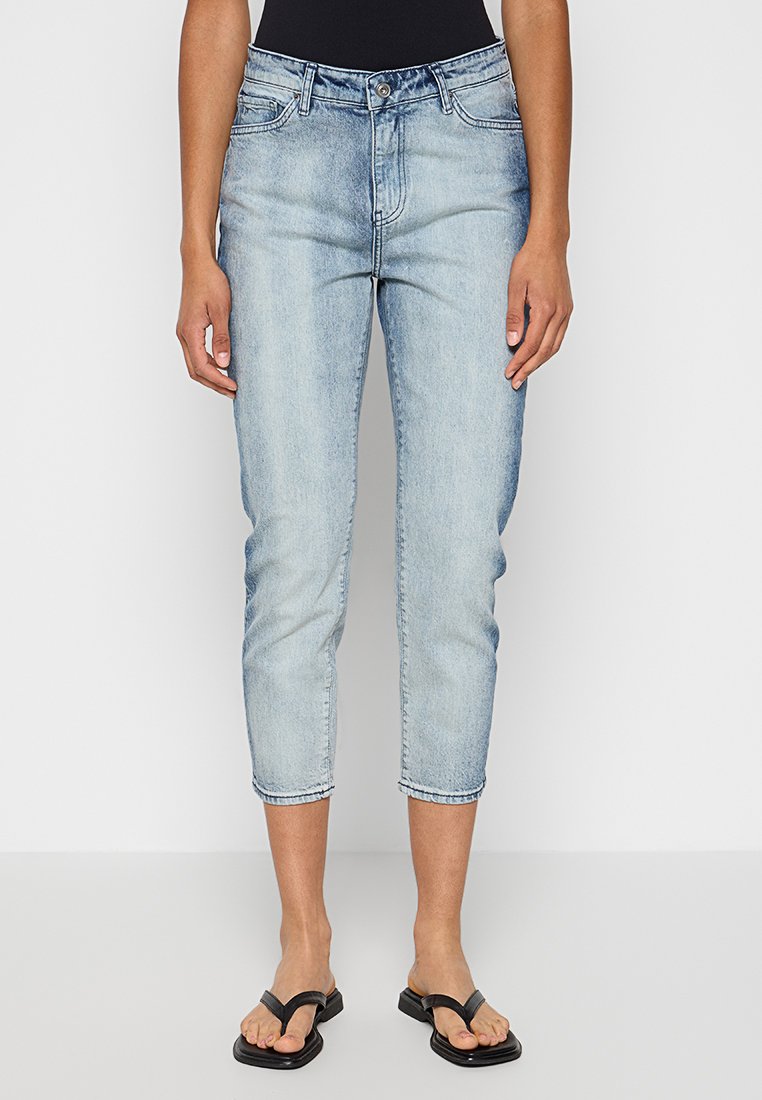 Armani Exchange Jeans Tapered Fit lichtblauw Armani Exchange Jeans Tapered Fit lichtblauw