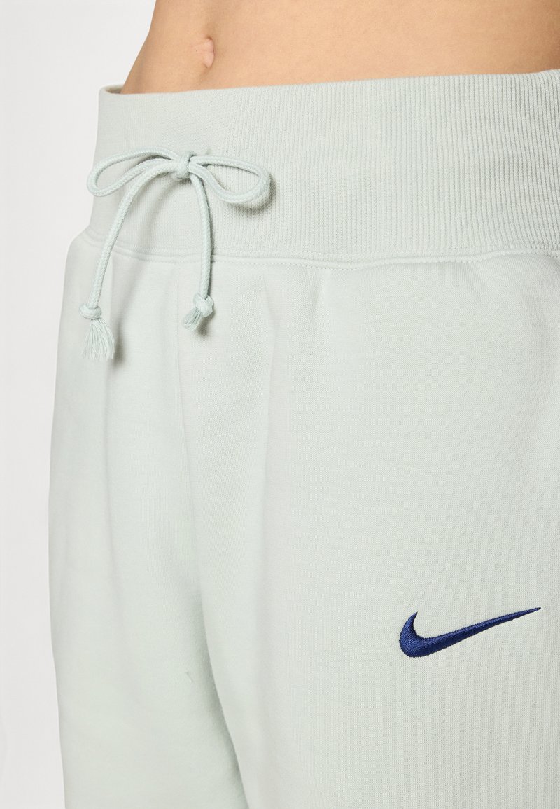 Nike Performance INTER MILAN PHOENIX FLEECE - Klubové oblečení - grey haze/blue void