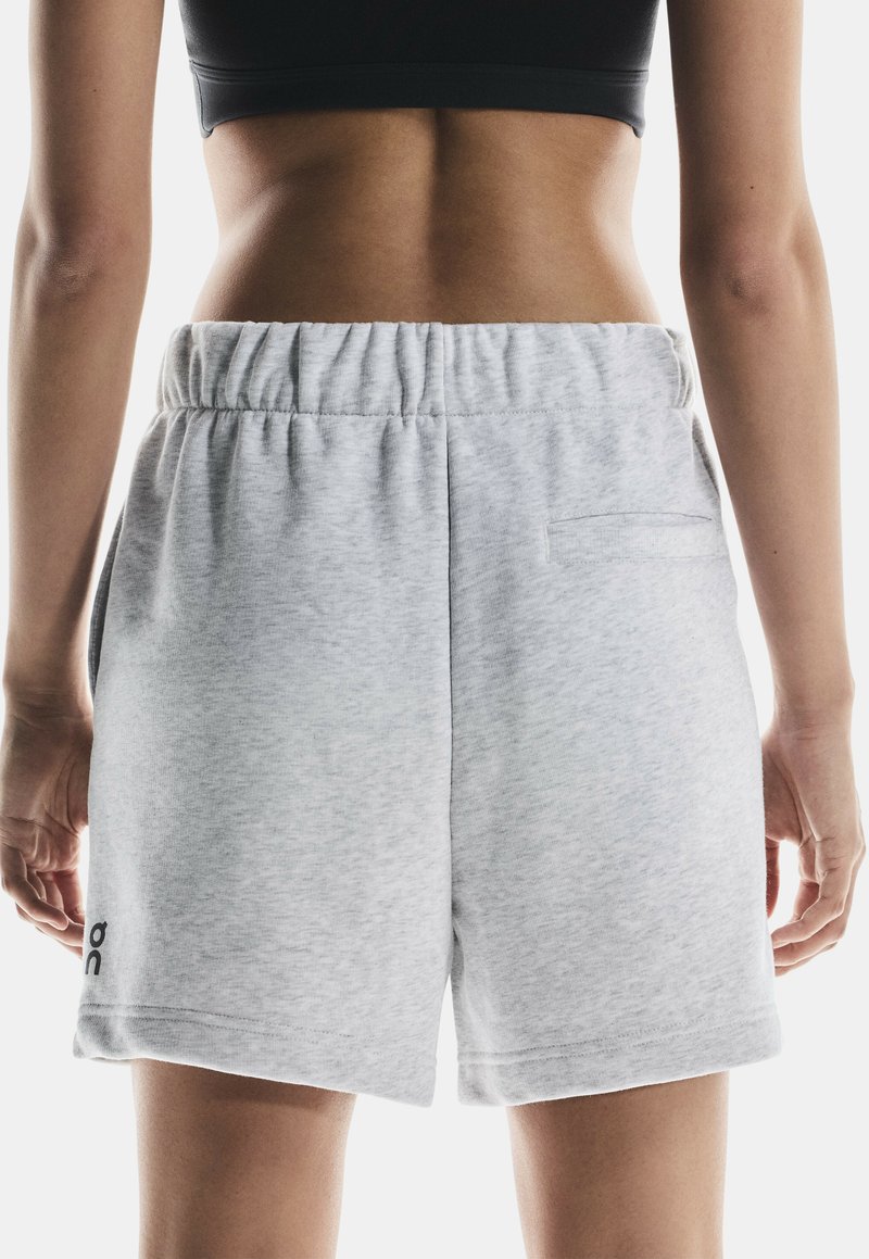 On CLUB SHORTS - Sportovní kraťasy - crater