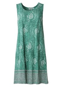 Bezramínkov dress v zelené barvě s paisley vzorem a bílými akcenty; má kulatý výstřih a vrstvený spodní lem s kontrastním designem.