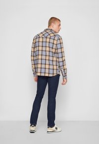 Wrangler WESTERN  - Camisa - cornstalk