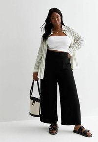 New Look Curves WIDE LEG CULOTTE  - Pantalones - black