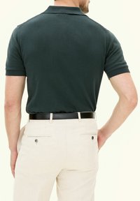 Oscar Jacobson BARTO STRIPE - Pikeepaita - sfumato green