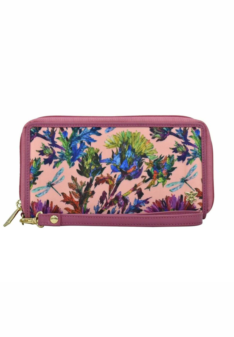 Bloemenportemonnee met een roze achtergrond, levendige ontwerpen van blauwe, groene en paarse planten, met een lichtroze rits en gouden hardware accenten.