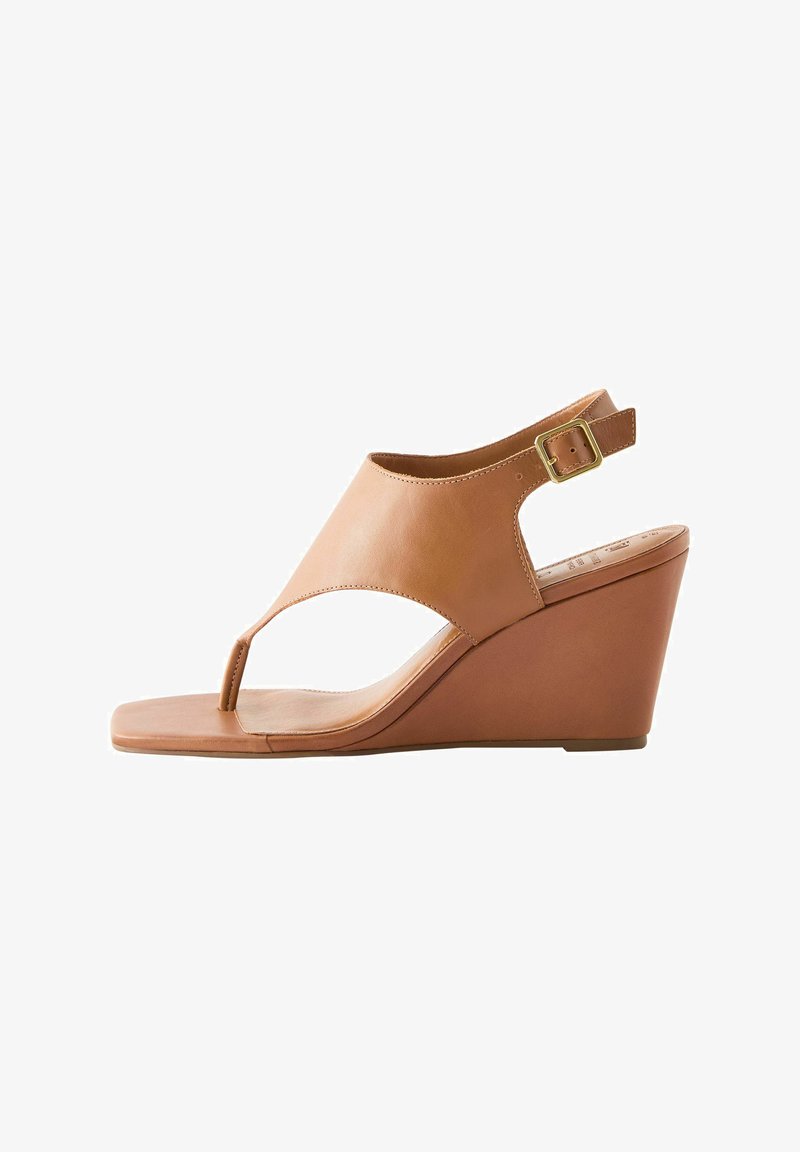 Next SIGNATURE TOE POST - REGULAR FIT - T-bar sandals - tan brown