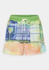 SHORT NAOS - Korte sportsbukser - malachite/pale ivory
