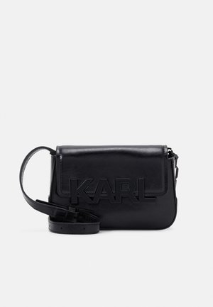 LETTERS CROSSBODY - Axelremsväska - black