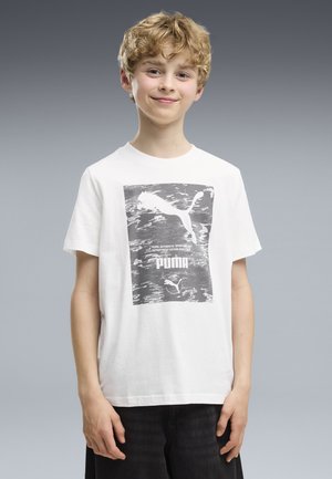Puma, PUMA SPORT CAMO GRAPHIC T-SHIRT - Print T-shirt - white