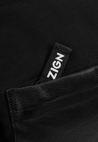 Zign Bolsa de deporte - black