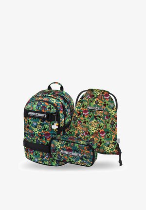 Zaino, borsa con coulisse e astuccio con motivi colorati di personaggi di Minecraft e elementi di gioco, tutti etichettati con il logo Minecraft.