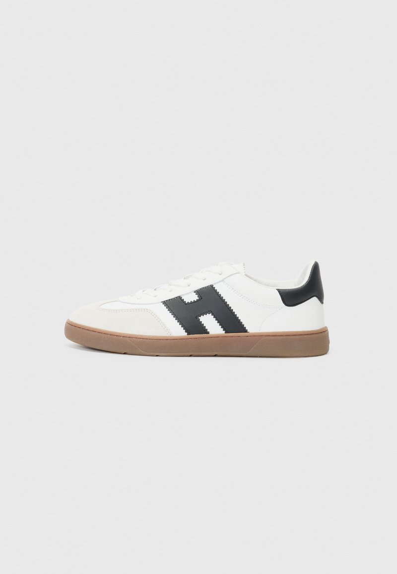 HOGAN - Baskets basses - white, Agrandir
