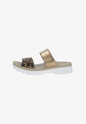 Luipaardprint sandaal met een gouden metallic band, platformzool en witte rubberen onderkant. Voorzien van een klittenbandsluiting voor een veilige pasvorm.