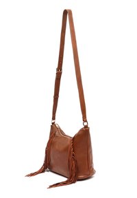 Brązowa skórzana torebka o luźnym fasonie, z długimi frędzlami, regulowanym paskiem i złotym zamkiem.