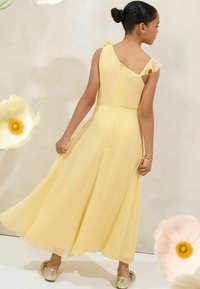 Lipsy REGULAR FIT - ONE SHOULDER CORSAGE - Koktélruha / Partiruha - buttermilk yellow