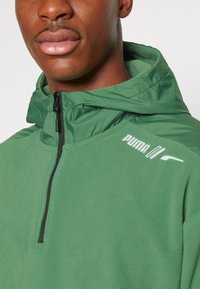 Puma HALF ZIP - Jersey con capucha - deep forest