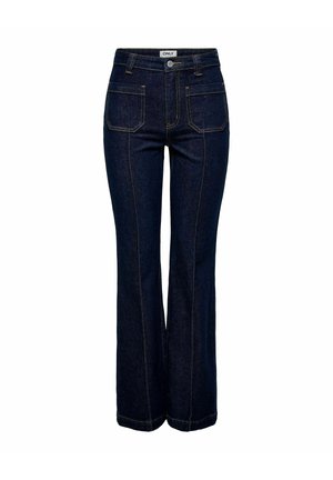 Jean en denim bleu foncé taille haute avec poches plaquées à l'avant, fermeture par boutons, détail de couture avant et jambes légèrement évasées.