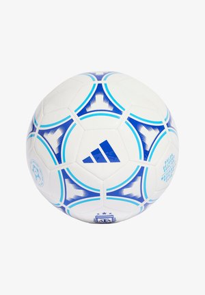 Pallone da calcio Adidas con superficie bianca e accenti blu, decorato con design geometrici, realizzato in materiale sintetico con finitura testurizzata.