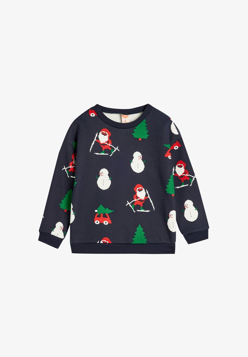 Marinblå sweatshirt med en festlig tryck av jultomten, snögubbar, träd och en bil, tillverkad av mjukt tyg med ribbade ärmslut och nederkant.