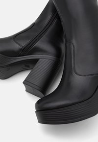mtng NEW - Čizme s platformom - black